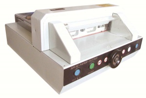 ERC Trio EX3951 17 Inch Cut Length 400 Sheet Automatic Electric Stack  Guillotine Paper Cutter