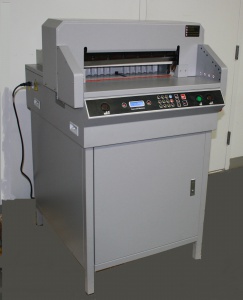 Erc 4806R 18.9 inch Cut Length 550 Sheet Automatic Programmable Elect