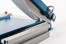 Dahle 567 Guillotine 21.5 Paper Cutter - Paper Cutters