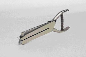 #484 Long Reach Hole Punch